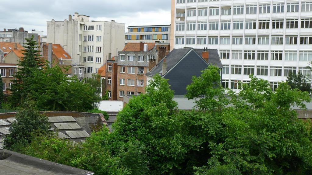 B&B La Chambre De Plume Schaerbeek Exterior foto